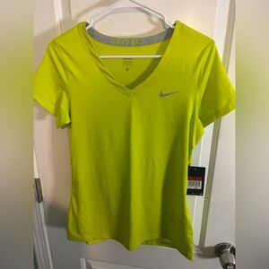 Nike pro Women's Bright Yellow V-Neck short sleeve athletic t-shirt SIZE L NWT